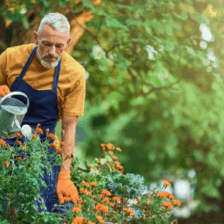 female-greenhouse-store-employee-holding-plants-ready-sale-1000x1000.jpg (3)